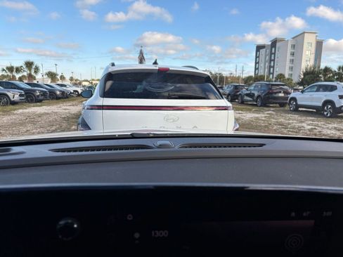 Used 2025 Buick Envista Preferred image 14