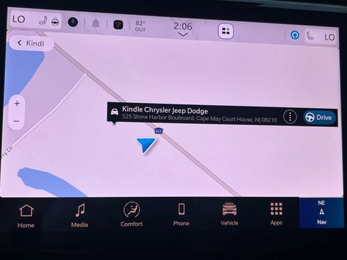 New 2025 Jeep Grand Cherokee Limited w/ Trailer Tow Package image 15