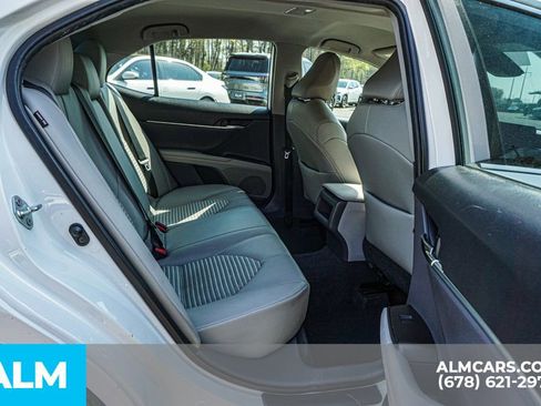 Used 2021 Toyota Camry SE image 22