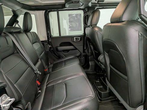 Used 2023 Jeep Wrangler Sahara w/ Cold Weather Group image 21