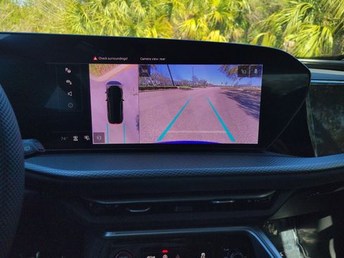 New 2025 Audi SQ5 Prestige image 22