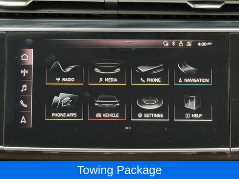 Used 2019 Audi Q8 Prestige w/ Luxury Package AWD/4WD image 30