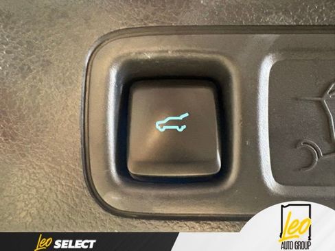 Used 2024 Ford Expedition Limited AWD/4WD image 24