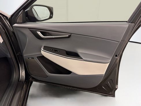 Used 2024 Kia EV6 Wind image 34