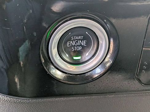 Used 2024 GMC Sierra 1500 Elevation AWD/4WD image 17