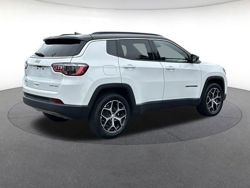 Certified 2024 Jeep Compass Limited AWD/4WD image 6
