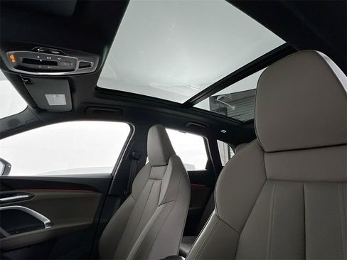 New 2025 Audi Q5 2.0T Premium Plus image 12
