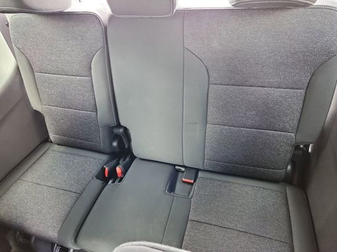 New 2025 Chevrolet Traverse LT w/ Enhanced Driving Package image 9