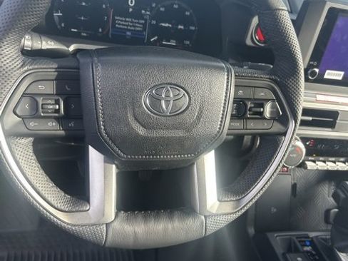 Used 2024 Toyota Tacoma TRD Off-Road image 14