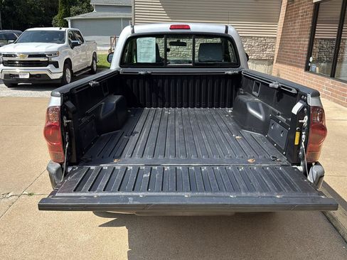 Used 2012 Toyota Tacoma 4x4 Regular Cab image 14