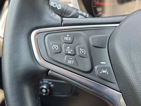 Used 2024 Chevrolet Equinox LT AWD/4WD image 19