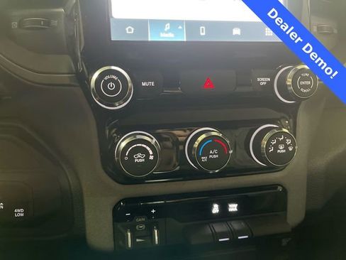 New 2026 RAM 2500 Tradesman w/ Chrome Appearance Group AWD/4WD image 19