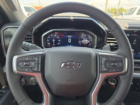 New 2026 Chevrolet Silverado 1500 RST w/ Dark Appearance Package AWD/4WD image 18