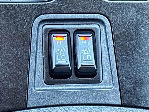 Used 2020 Mitsubishi Outlander ES image 21