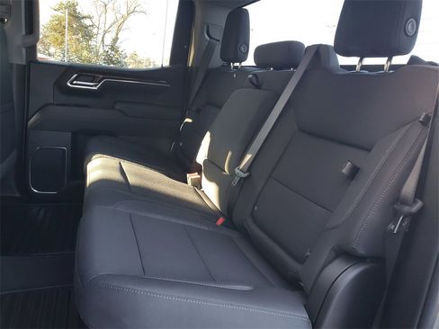 New 2026 GMC Sierra 1500 Elevation image 25