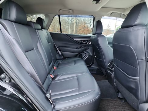 Used 2022 Subaru Outback Limited XT image 15