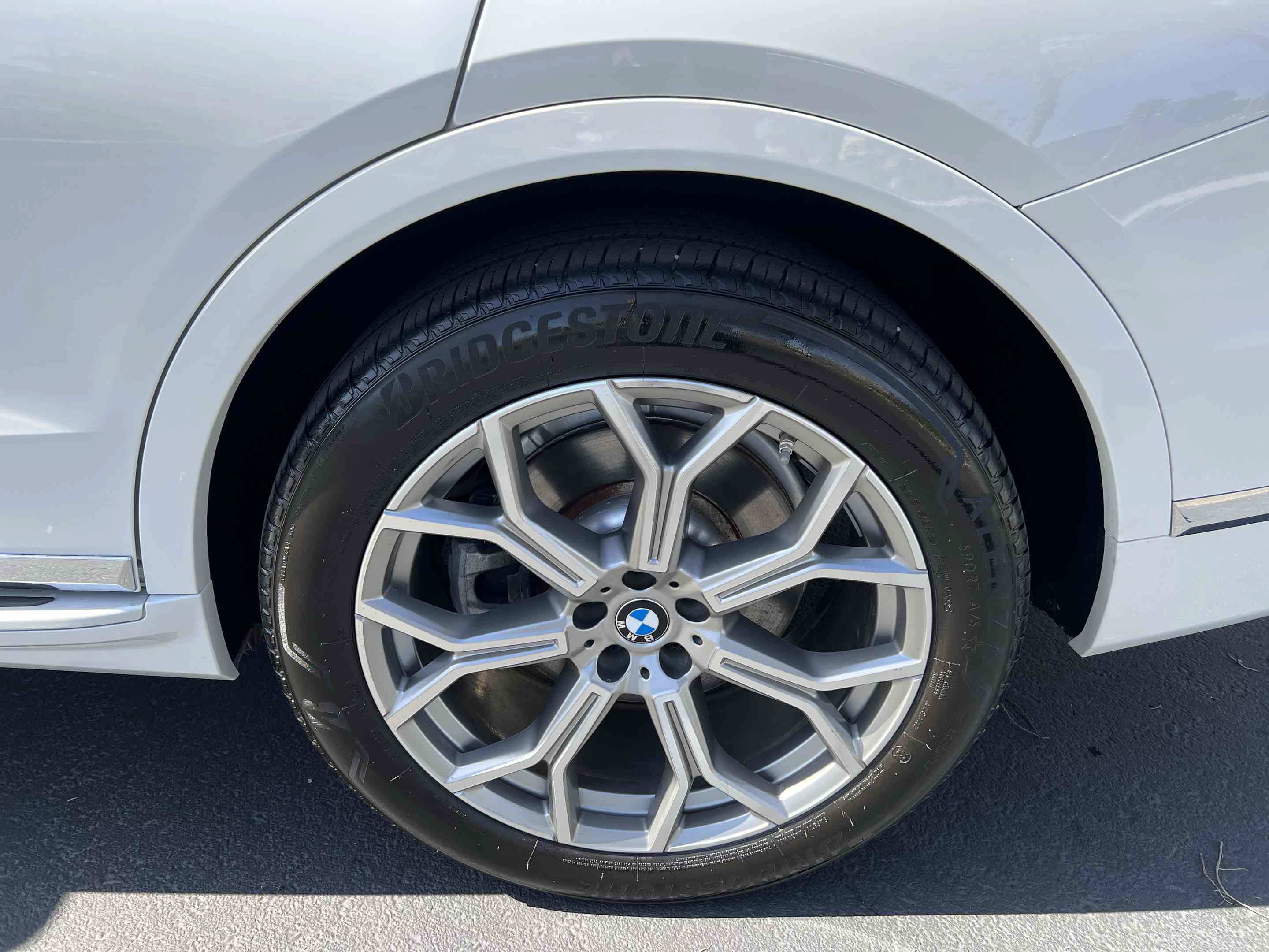 Used 2020 BMW X7 xDrive40i w/ Premium Package AWD/4WD image 95