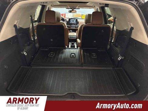 Used 2022 Nissan Pathfinder Platinum w/ Cargo Package image 33