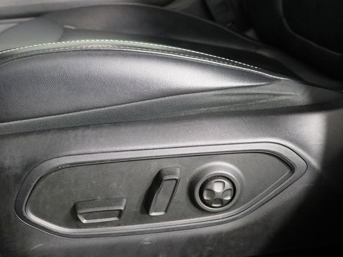 Used 2021 Jeep Grand Cherokee L Limited image 28