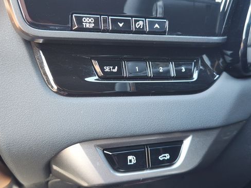 Certified 2025 Lexus RX 350 Premium Package image 26