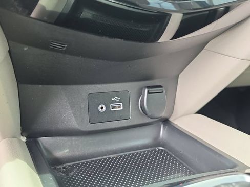 Used 2022 Nissan Rogue Sport SV AWD/4WD image 27