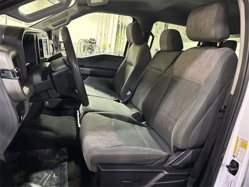 Certified 2024 Ford F250 XLT image 3