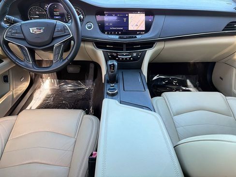 Used 2019 Cadillac CT6 Luxury w/ Driver Awareness Package image 18