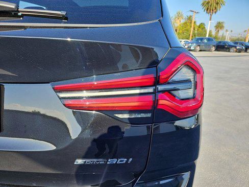 Used 2024 BMW X3 sDrive30i w/ Premium Package image 35