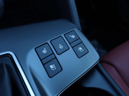 New 2026 Kia Sportage SX image 13