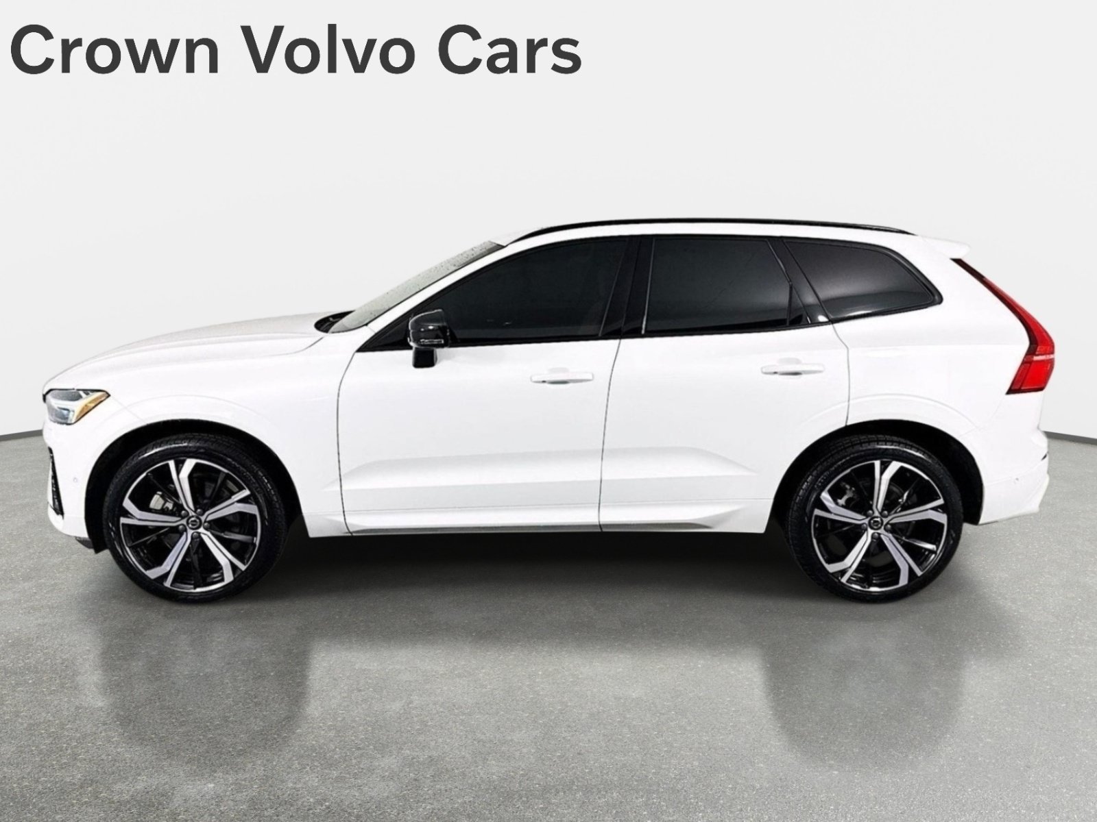 Used 2023 Volvo XC60 B6 Ultimate w/ Protection Package Premier AWD/4WD image 9