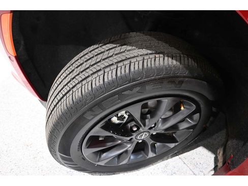 Used 2025 Chrysler Pacifica Select w/ Fav Edition Package FWD image 11