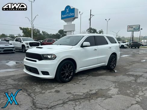 Used 2018 Dodge Durango R/T w/ Technology Group AWD/4WD image 3