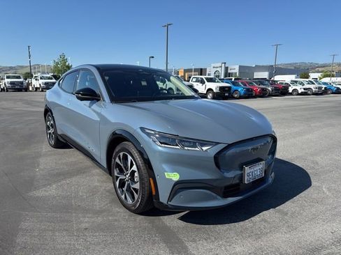 Certified 2023 Ford Mustang Mach-E Premium image 4