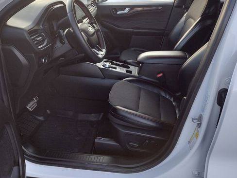 Certified 2023 Ford Escape ST-Line w/ Tech Pack #1 image 11