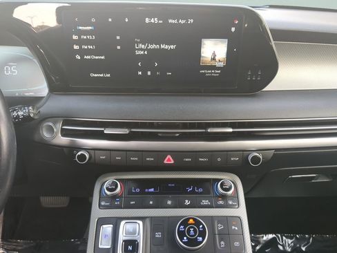 Used 2023 Hyundai Palisade SEL AWD/4WD image 14