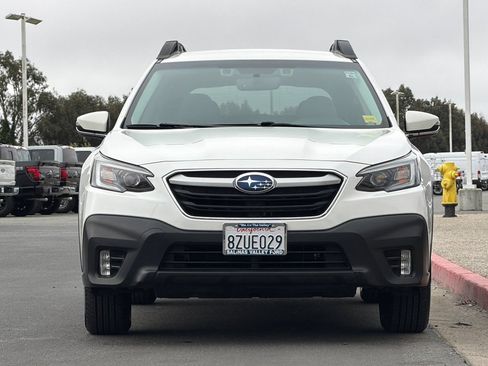 Used 2022 Subaru Outback Premium AWD/4WD image 9