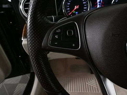 Certified 2017 Mercedes-Benz E 300 4MATIC image 10