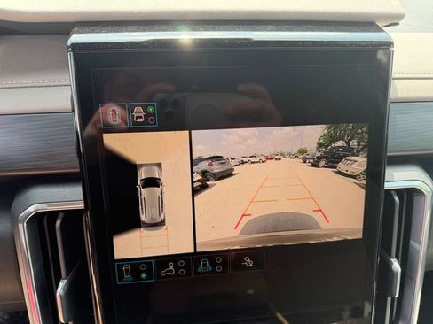 New 2026 GMC Acadia Elevation w/ Elevation Premium Package FWD image 14