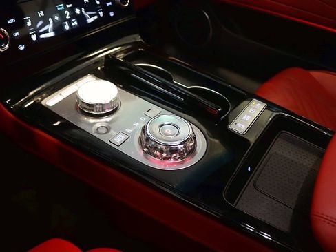 Used 2025 Genesis G80 2.5T Sport Prestige image 21