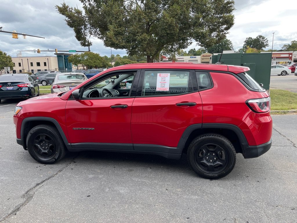 Used 2018 Jeep Compass Sport FWD image 5