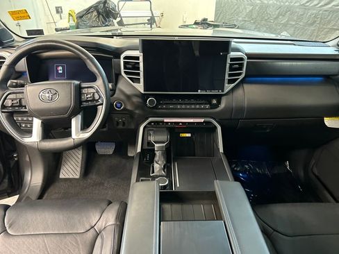 Used 2024 Toyota Tundra Platinum image 12