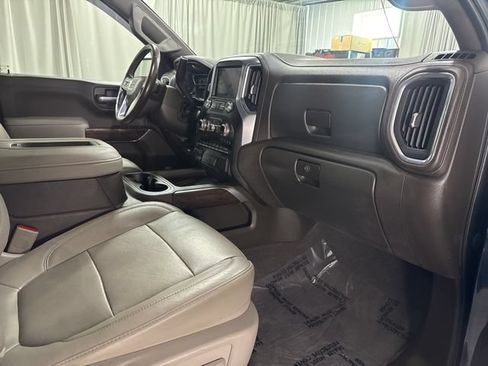 Used 2020 GMC Sierra 1500 SLT w/ SLT Premium Plus Package AWD/4WD image 11
