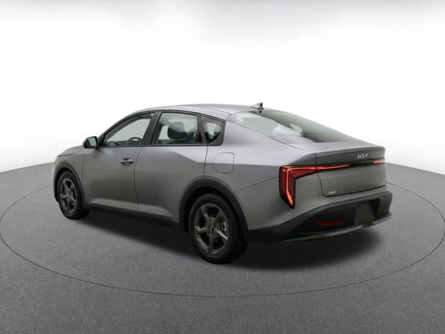 Used 2025 Kia K4 FWD image 7
