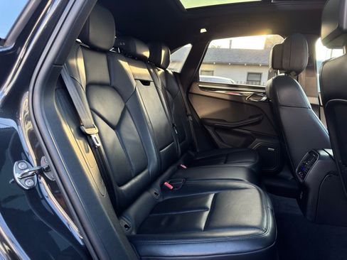 Used 2023 Porsche Macan S image 38