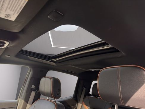 Certified 2025 GMC Canyon AT4 w/ Technology Plus Package image 24