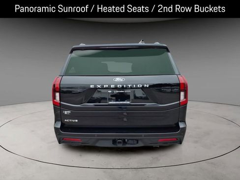 Used 2025 Ford Expedition Active AWD/4WD image 7