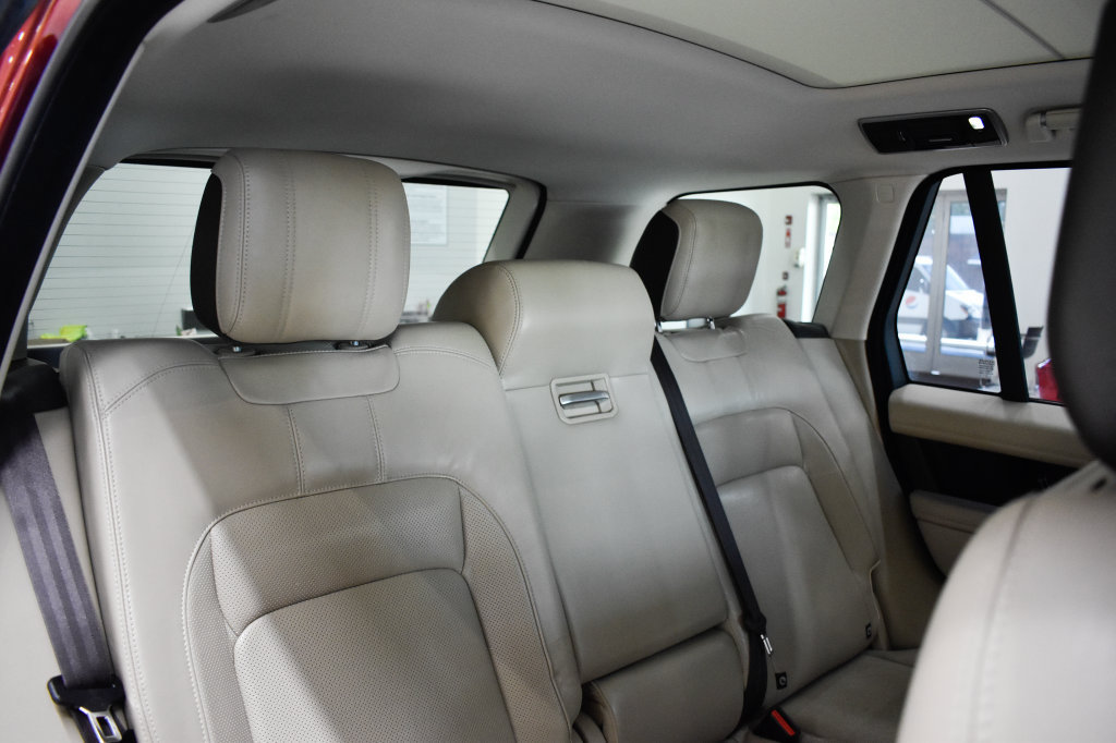 Used 2018 Land Rover Range Rover HSE AWD/4WD image 30
