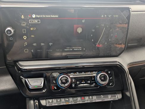 Used 2025 GMC Sierra 3500 AT4 w/ AT4 Premium Plus Package image 27