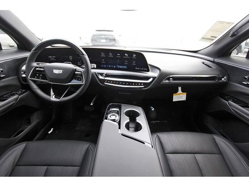 New 2026 Cadillac Lyriq Sport image 9