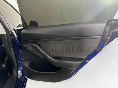 Used 2020 Tesla Model 3 Standard Range Plus RWD image 27